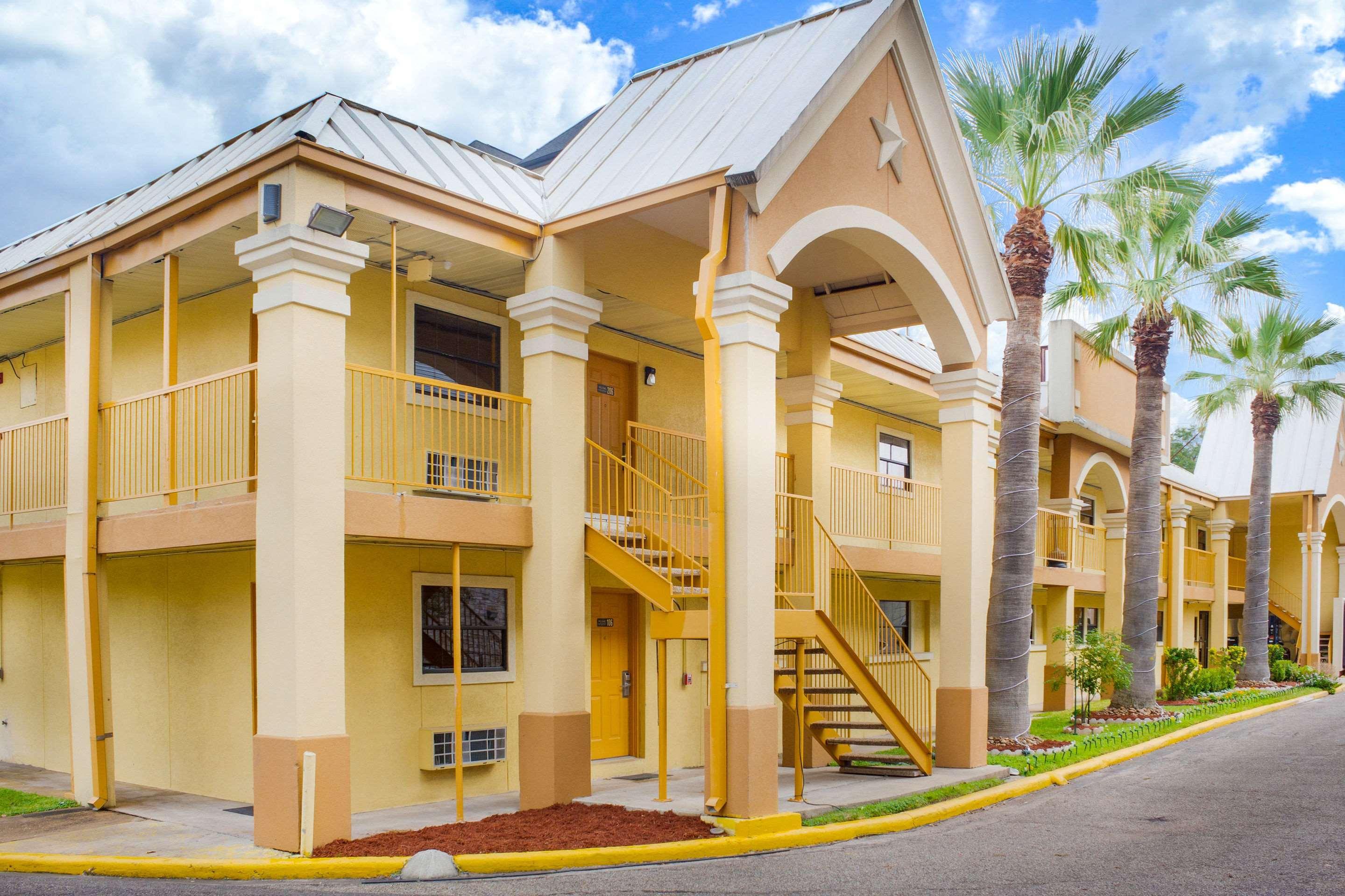 Rodeway Inn&Suites Centro Médico Houston Exterior foto